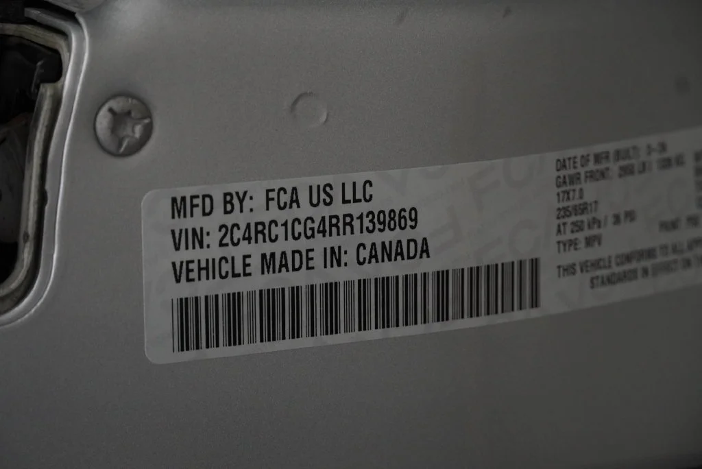 Used 2024 Silver Chrysler LX image 44