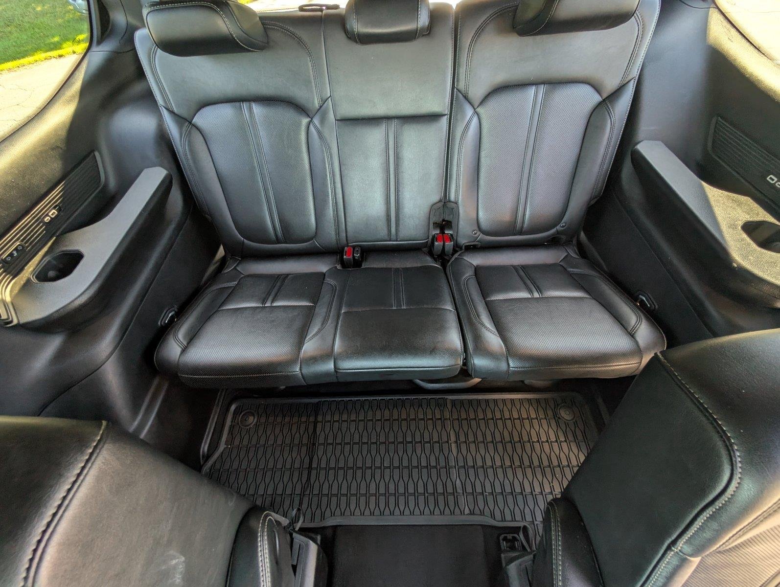 Used 2024 Bright White Clearcoat Jeep Series III image 39
