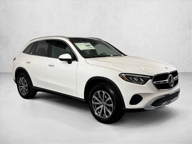 New 2026 Polar White Mercedes-Benz GLC 300 image 33
