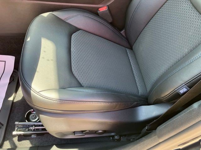 New 2026 Fathom Blue Pearl-Coat Exterior Paint Jeep Latitude Altitude image 10