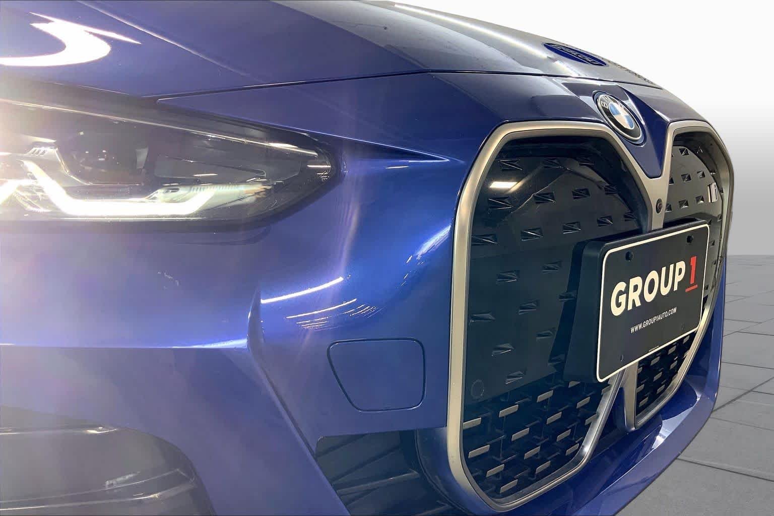 Used 2024 Portimao Blue Metallic BMW xDrive40 image 32