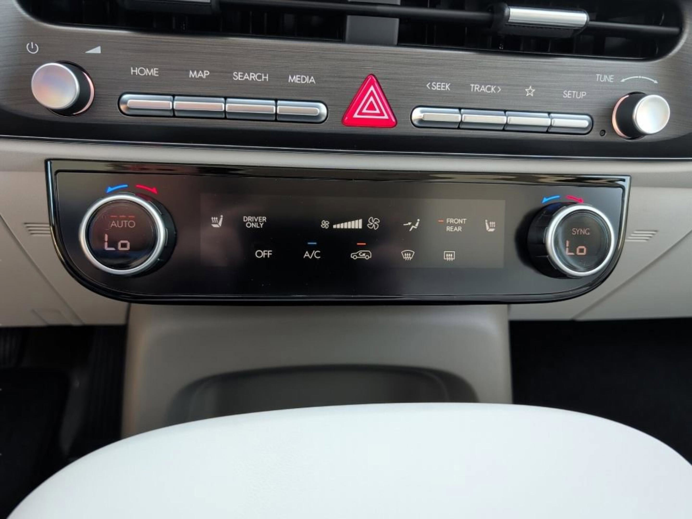 New 2026 Creamy White Pearl Hyundai Blue SEL 8P image 24