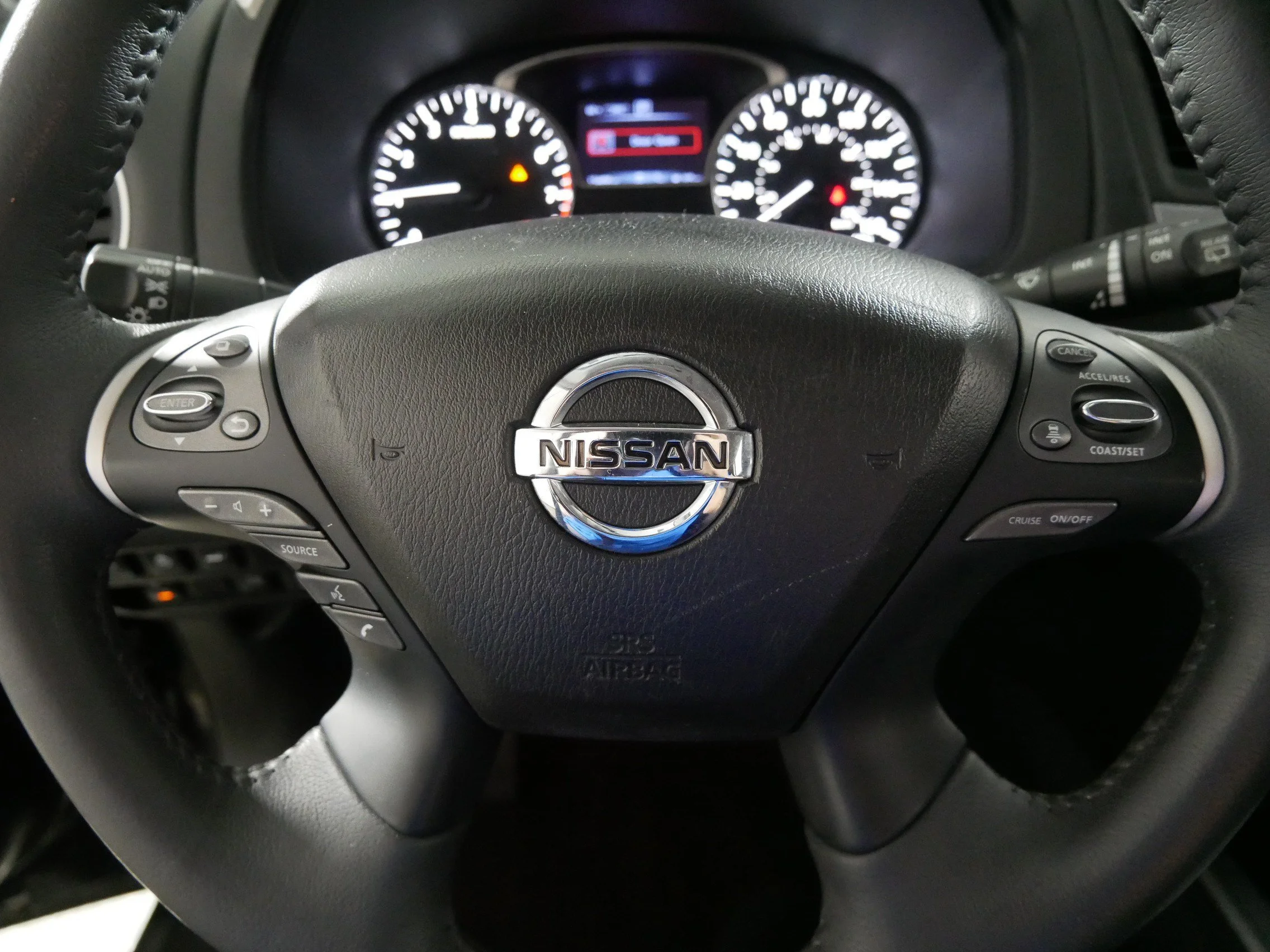 Used 2018 Magnetic Black Nissan SL image 25