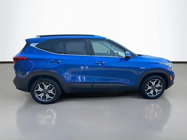 Used 2021 Blue Kia EX image 8