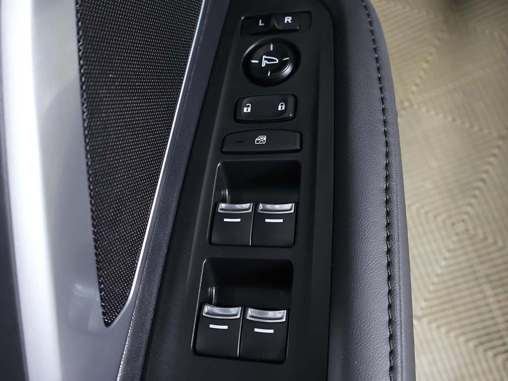 Used 2023 White Acura Base image 36