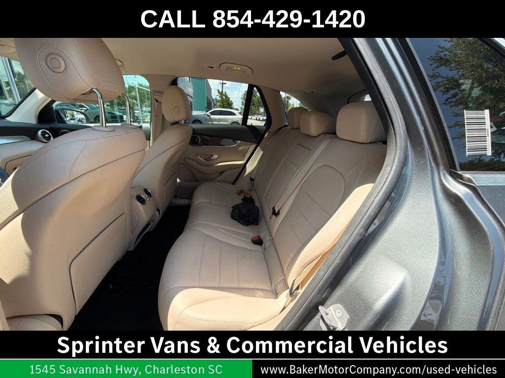 Used 2019 Gray Mercedes-Benz GLC 300 image 4