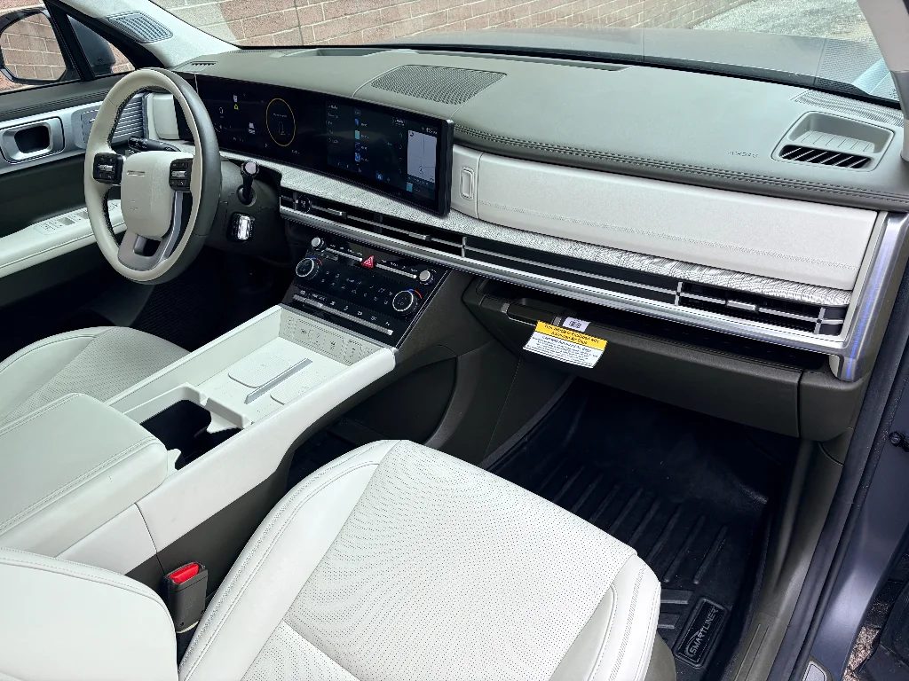 Used 2025 Ecotronic Gray Matte Hyundai Calligraphy image 22