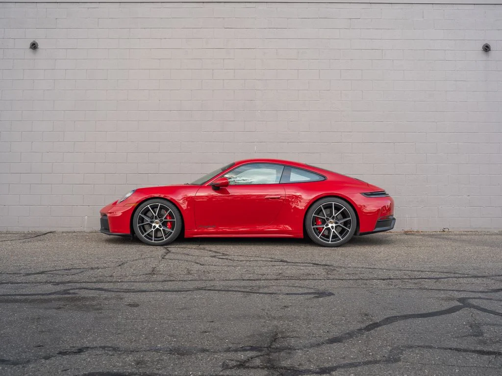 Used 2025  Porsche Carrera GTS image 2