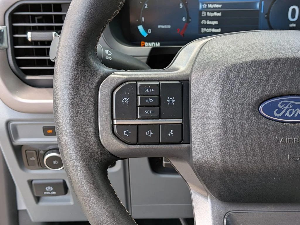 Used 2025 White Ford XLT image 21