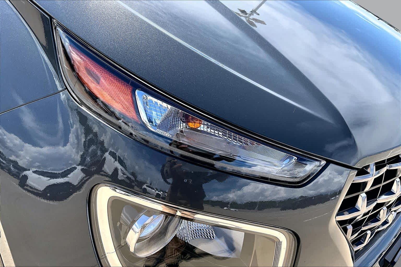 2025 Hyundai Venue SEL - Photo 28
