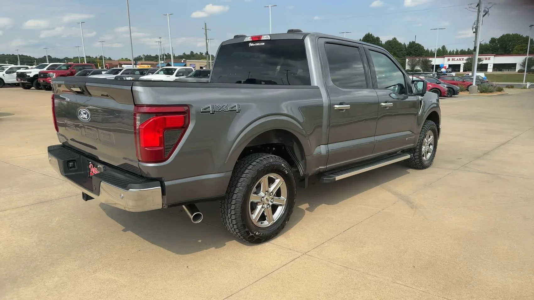 2024 Ford F-150 XLT - Photo 8