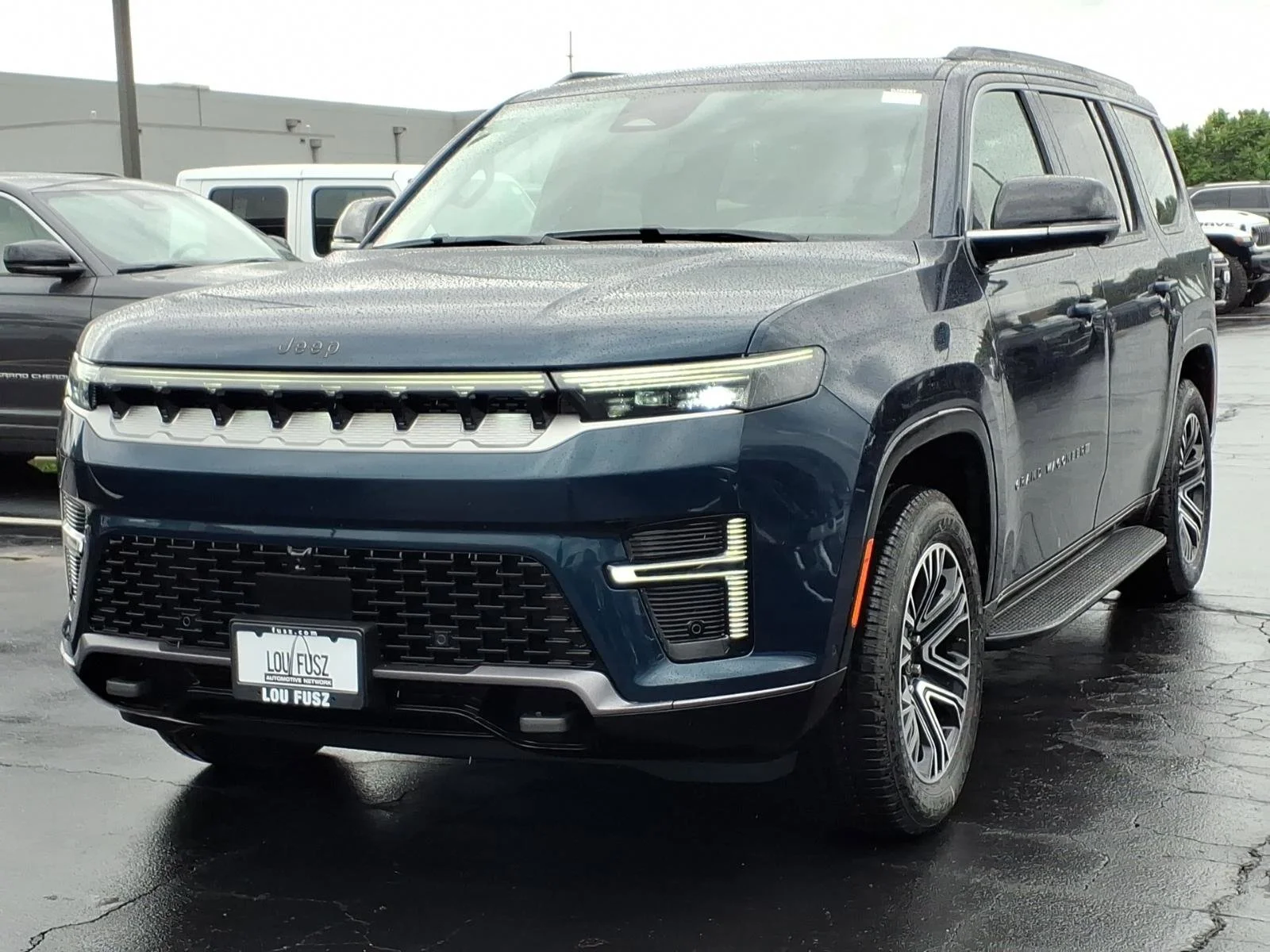 New 2026 Fathom Blue Pearl-Coat Exterior Paint (Late Availability) Jeep  image 2
