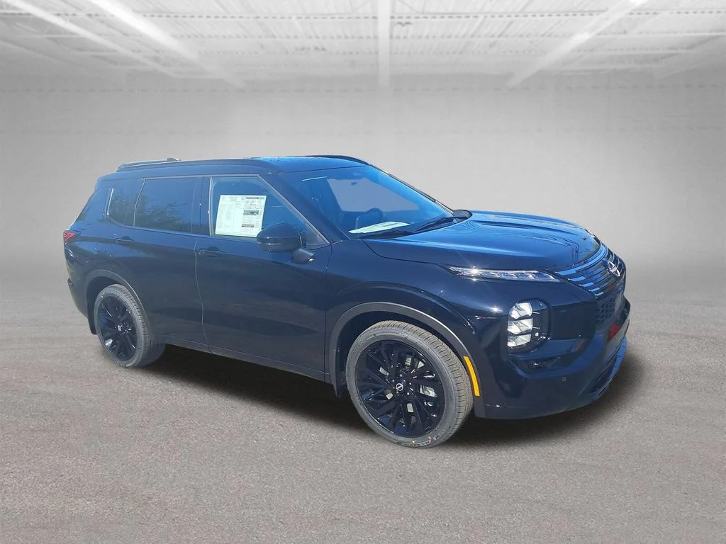 New 2026 Black Nissan Platinum image 8