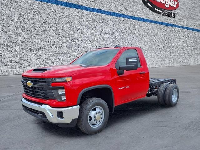 2026 Chevrolet Silverado 3500 Chassis Cab