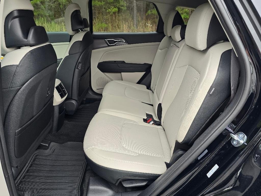 2026 Kia Sportage EX - Photo 4