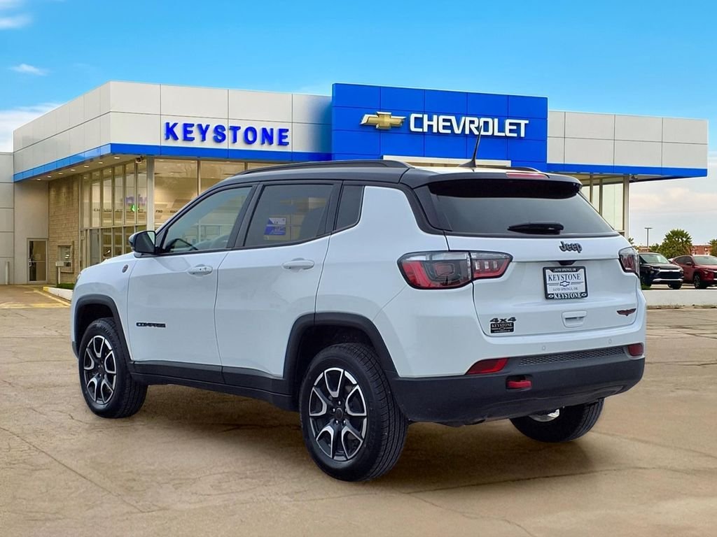 Used 2025 White Jeep Trailhawk 4x4 image 5