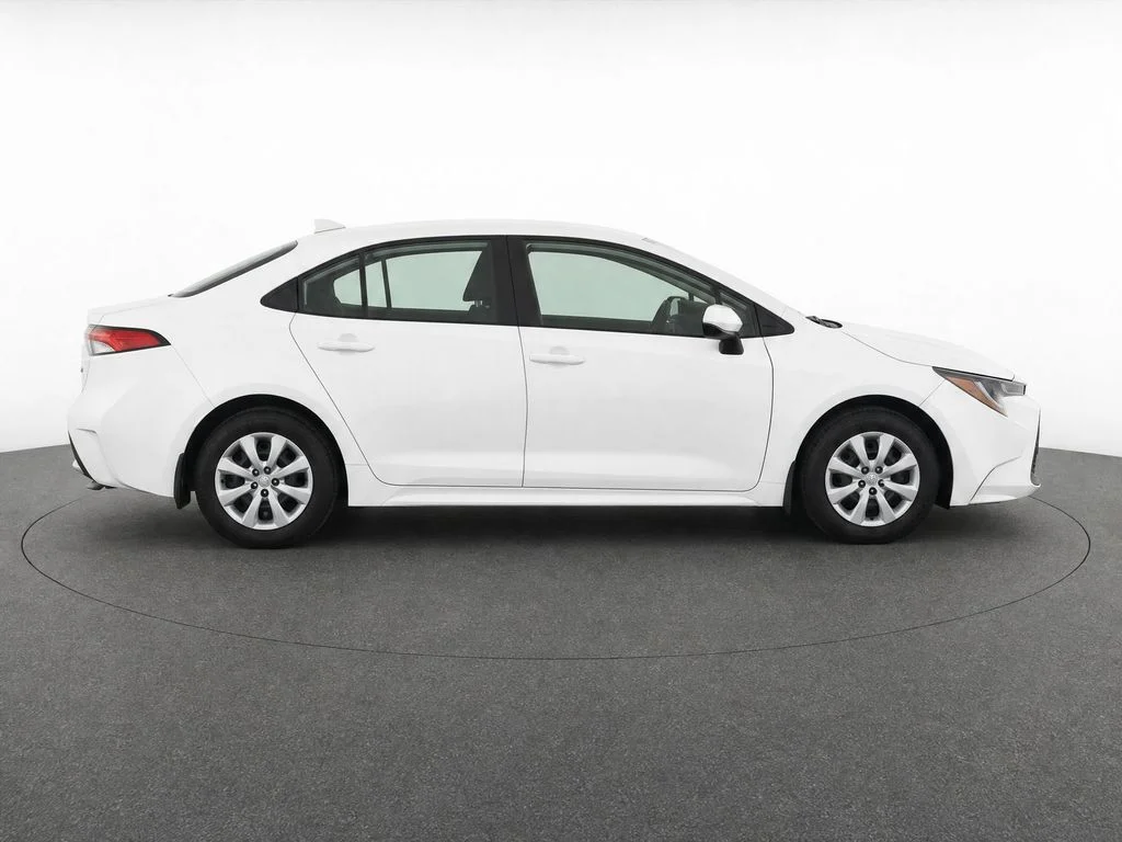 Used 2022 White Toyota LE image 8