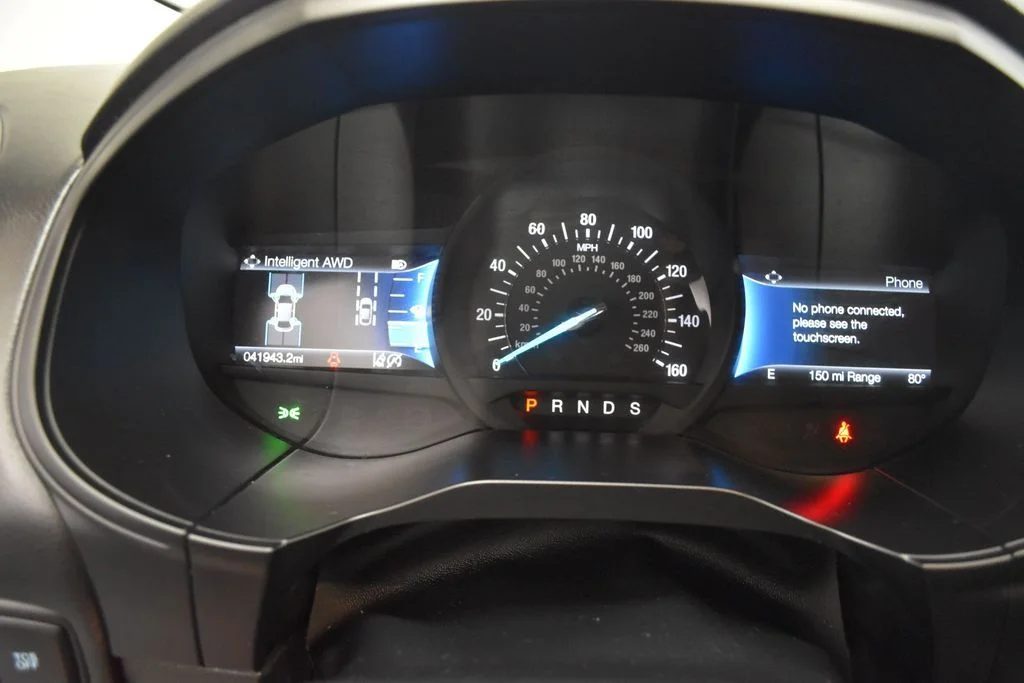 Used 2023 Gray Ford SEL image 11