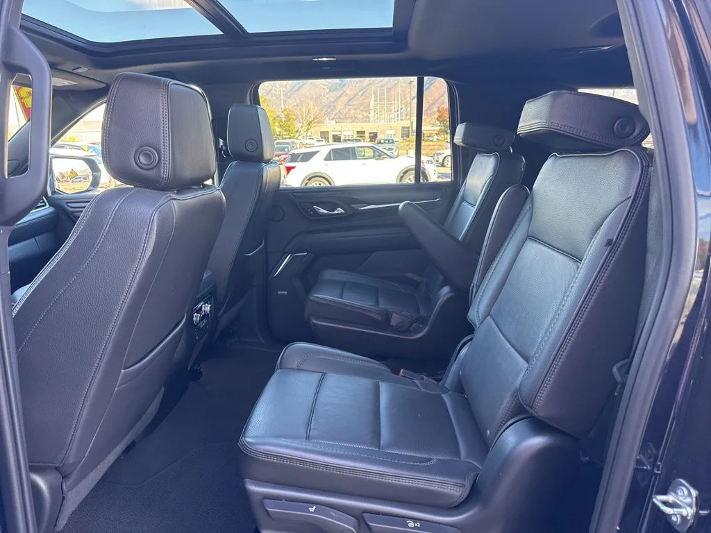 Used 2023 Blue GMC Denali image 23