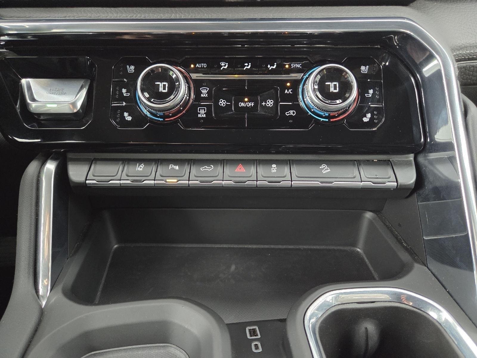 Used 2025 Summit White GMC Denali image 26