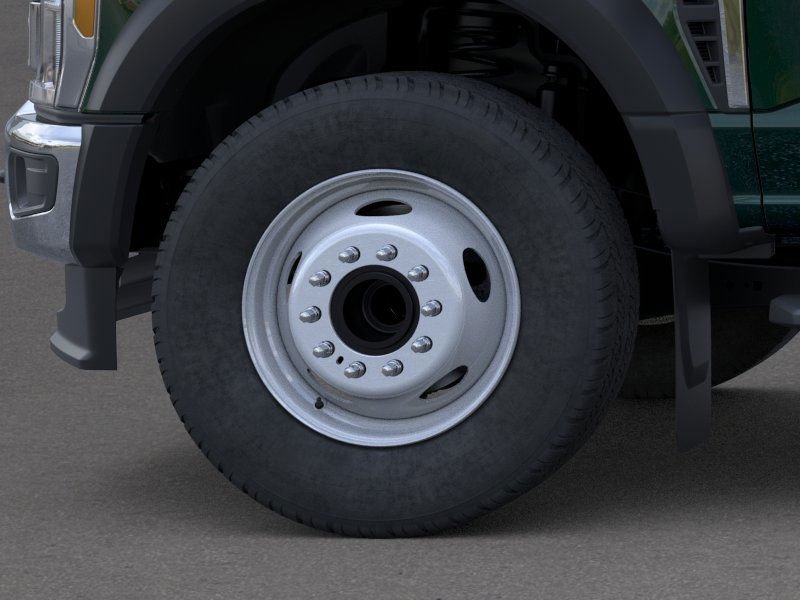 2025 Ford F-600 Super Duty Chassis Cab XL - Photo 19