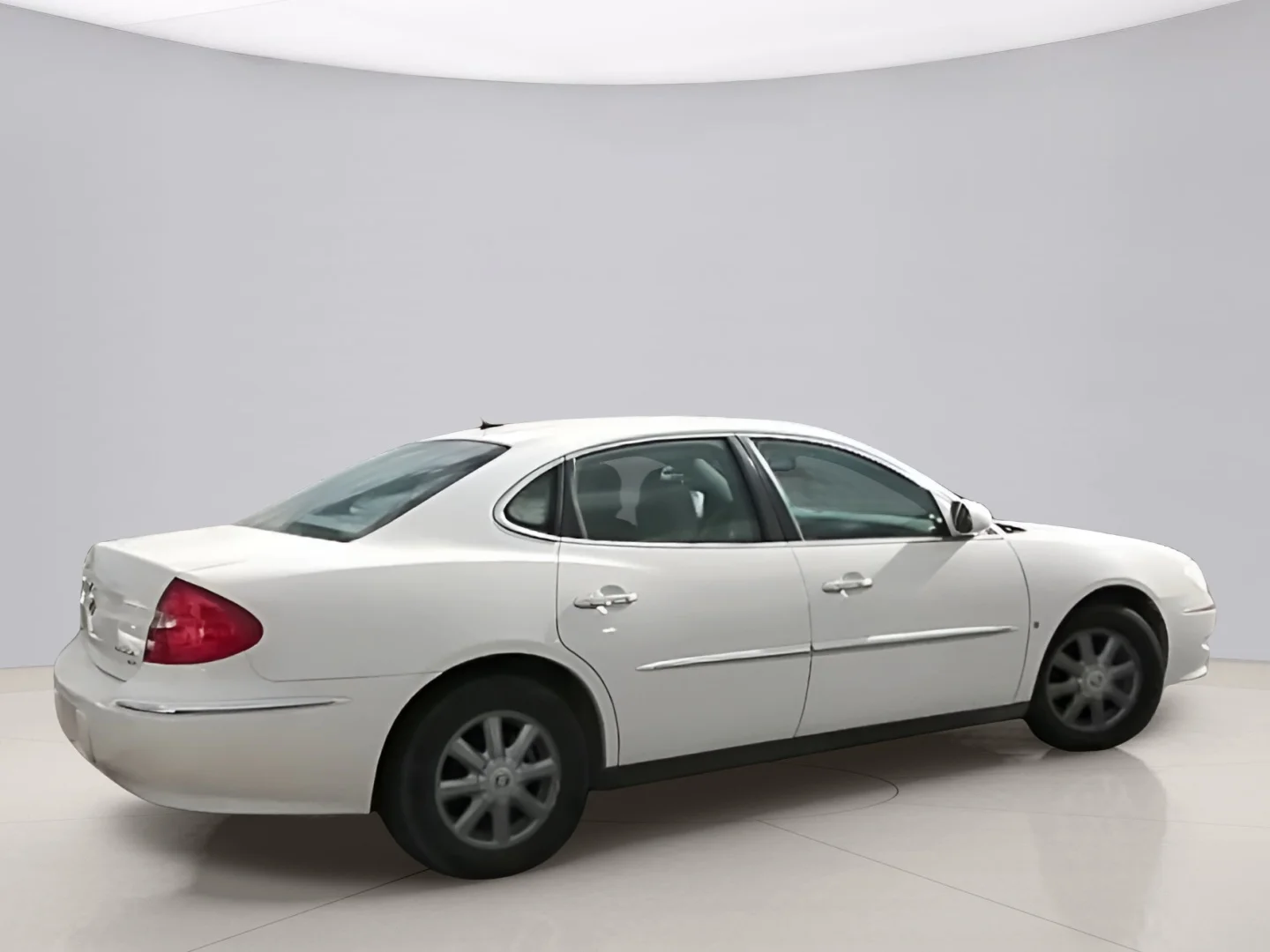 Used 2009 White Buick CX image 2