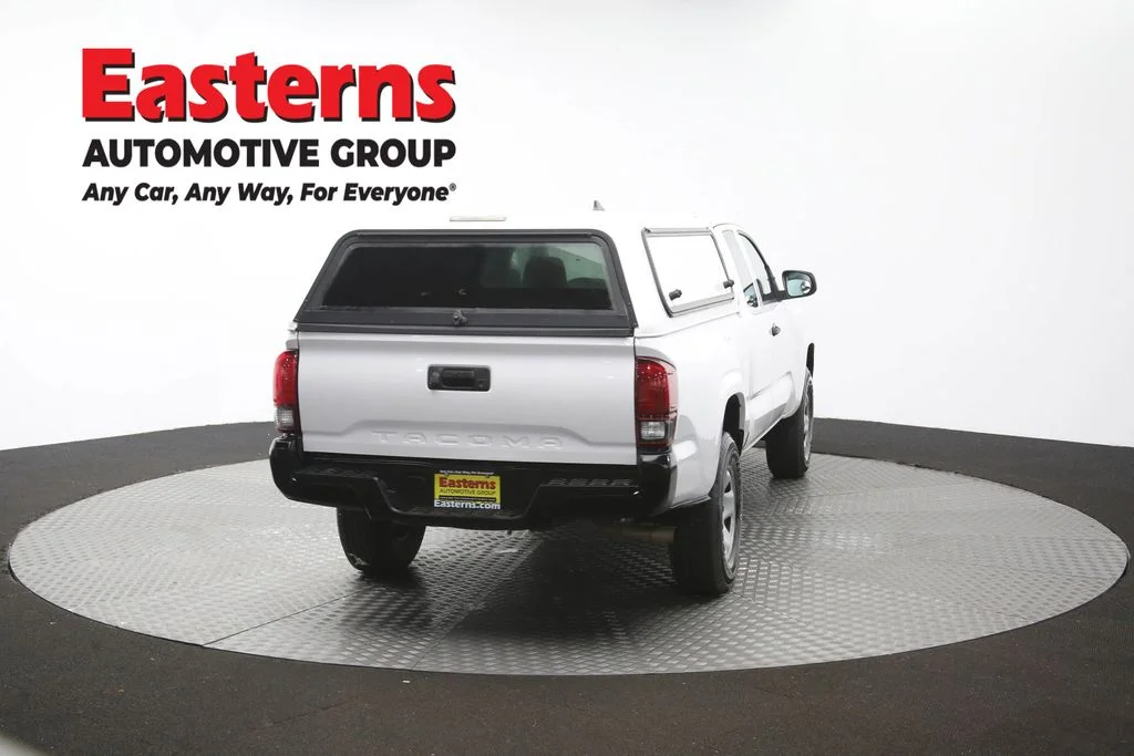 Used 2018 White Toyota SR image 37