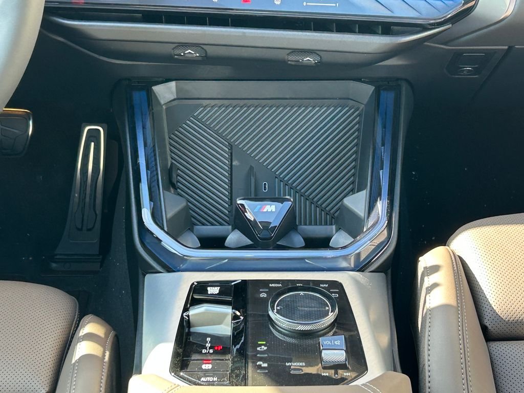 New 2026 Dark Graphite Metallic BMW M50 xDrive image 27