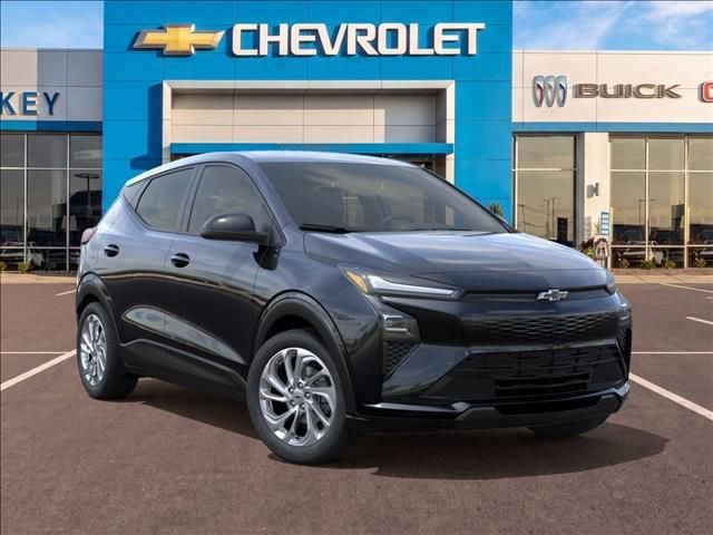 2027 Chevrolet Bolt LT - Photo 7