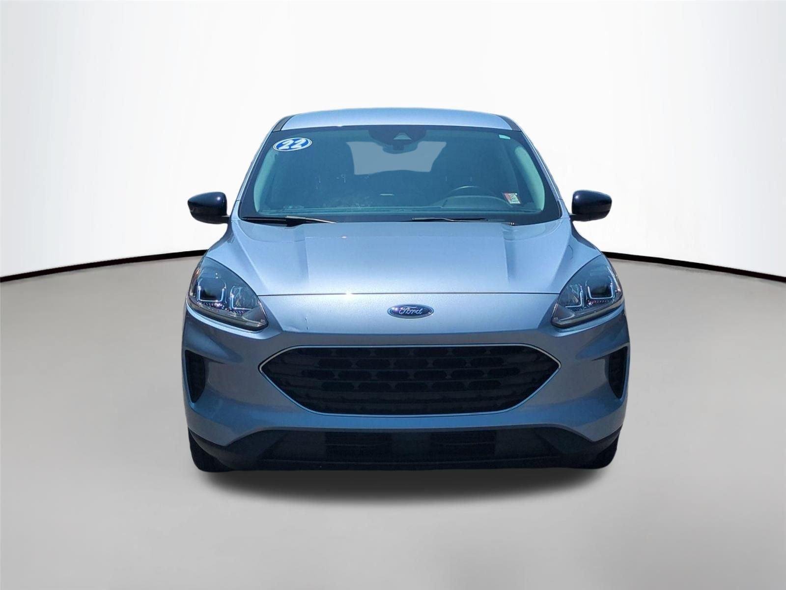 Used 2022 Iced Blue Silver Ford SE image 8
