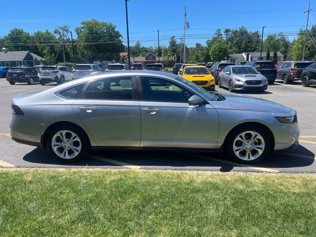 Used 2023 Silver Honda LX image 4