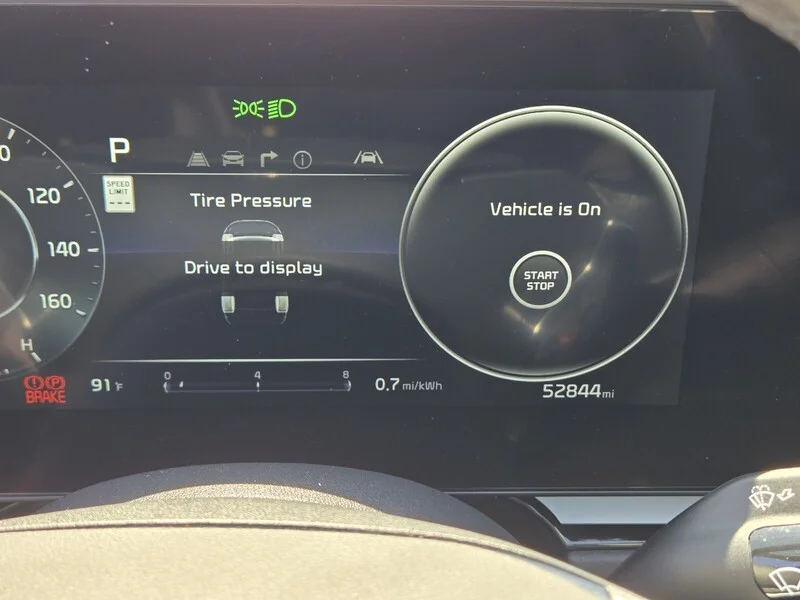 Used 2023 Mineral Blue KIA WIND image 23