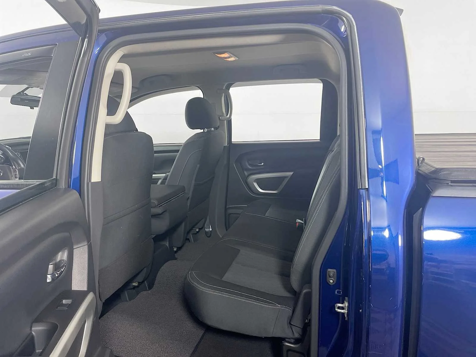 Used 2019 Deep Blue Pearl Metallic Nissan SV image 20