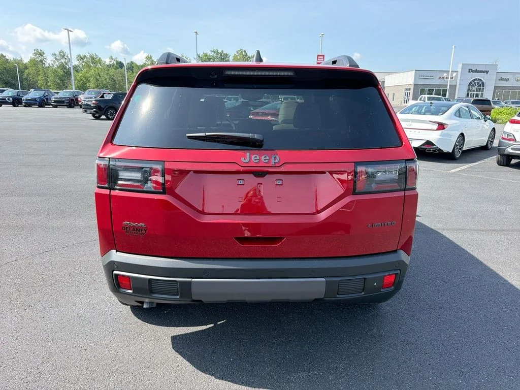 New 2026 Red Hot Pearl-Coat Exterior Paint Jeep Limited image 7