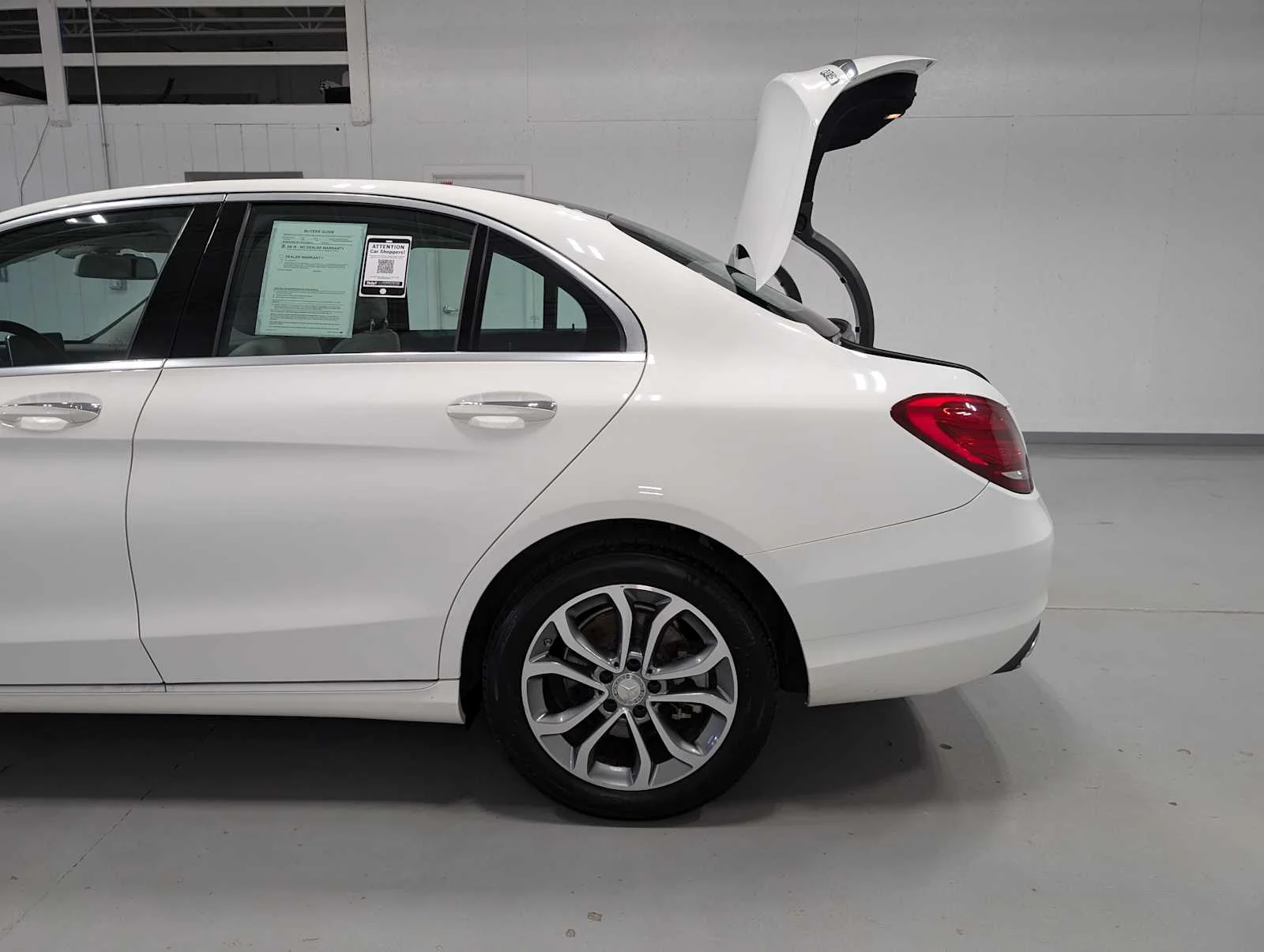 Used 2015 Polar White Mercedes-Benz C 300 image 11