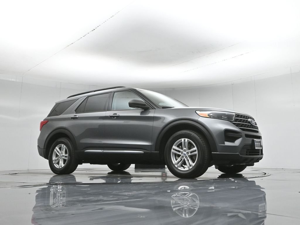 Certified Used 2023 Gray Ford XLT image 53