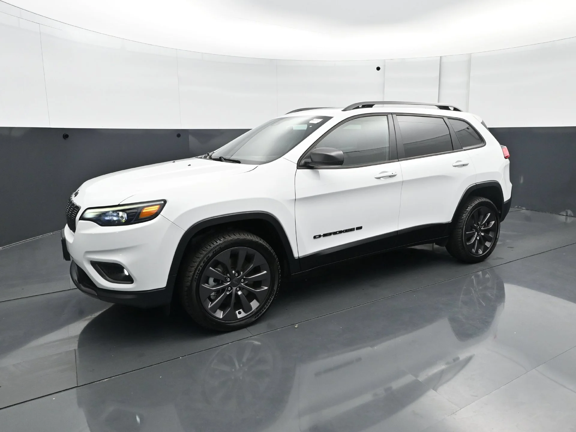 Used 2021 Jeep Cherokee 80TH with VIN 1C4PJMMXXMD106397 for sale in Hopkins, Minnesota