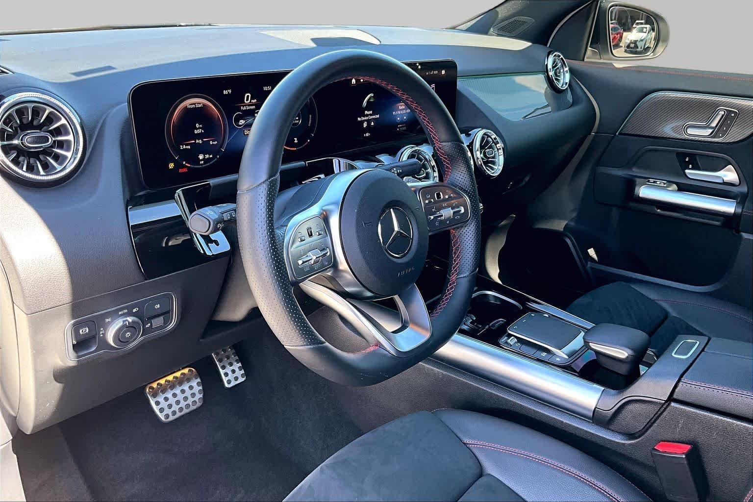 Used 2023 Polar White Mercedes-Benz GLA 250 image 16