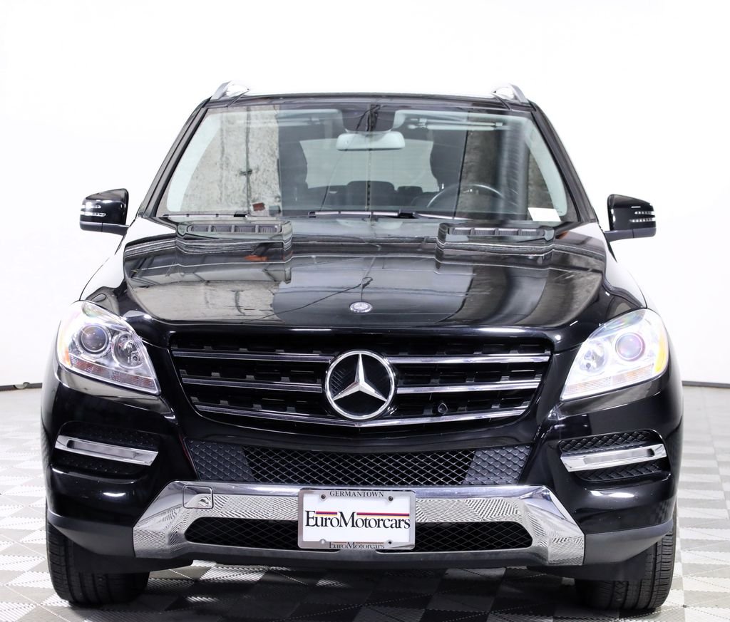 Used 2012 Mercedes-Benz M-Class ML350 with VIN 4JGDA5HB1CA031429 for sale in Westport, CT