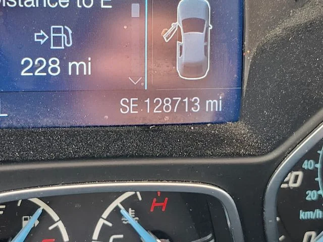 Used 2014 White Ford SE image 35