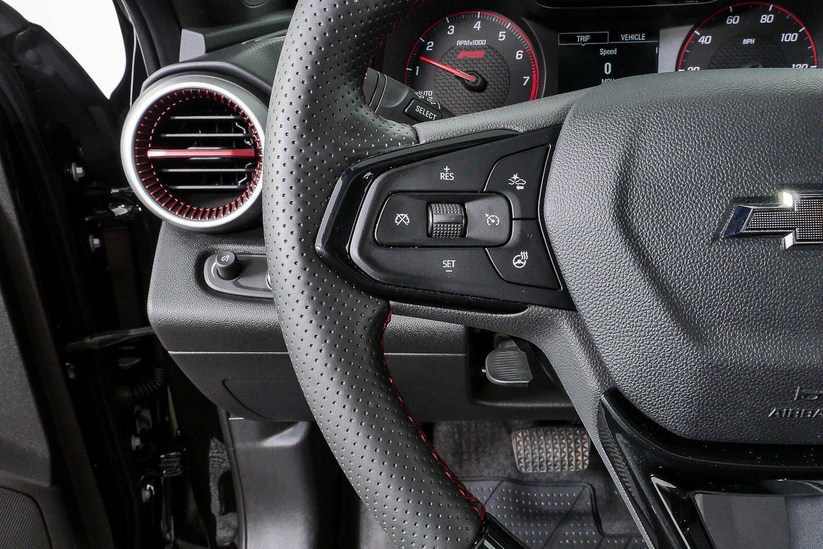 2025 Chevrolet Trax RS - Photo 9