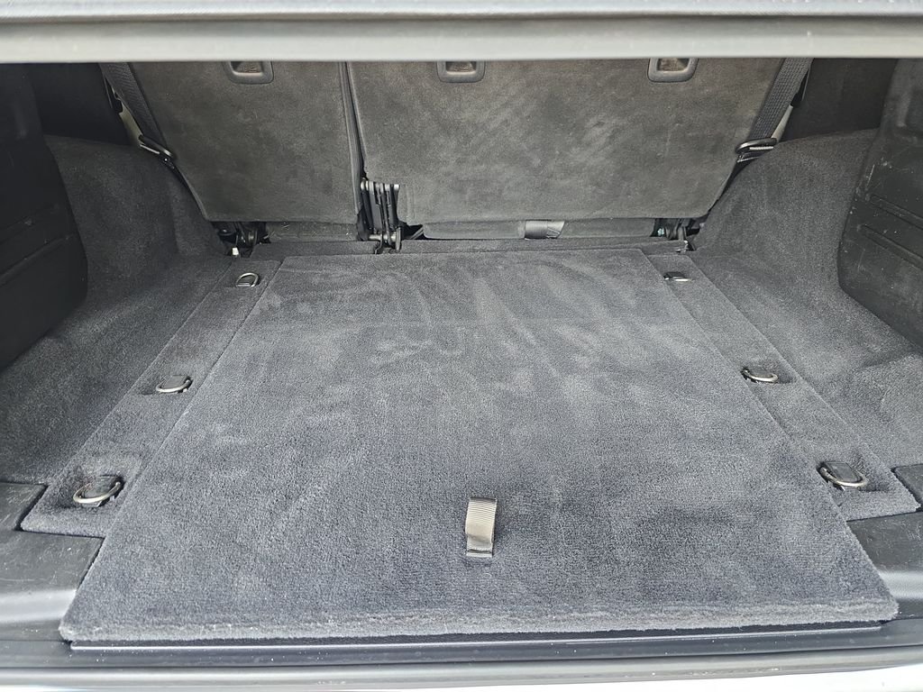 Used 2019 White Jeep Unlimited Sport S image 13