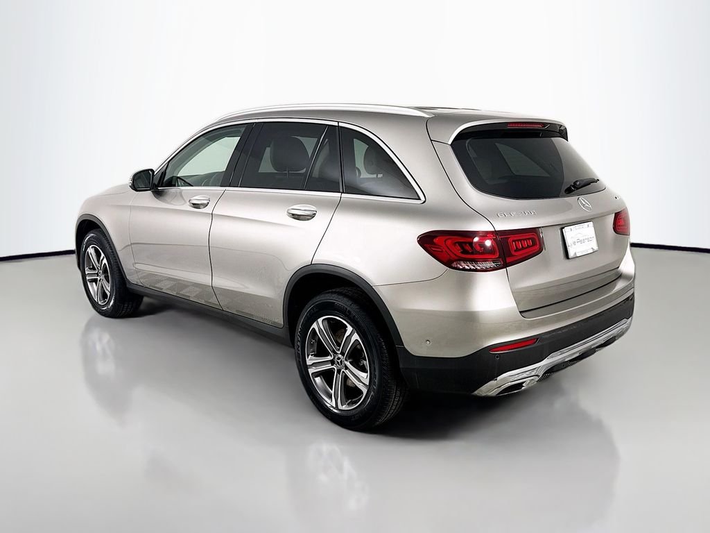 Used 2021  Mercedes-Benz GLC 300 image 3