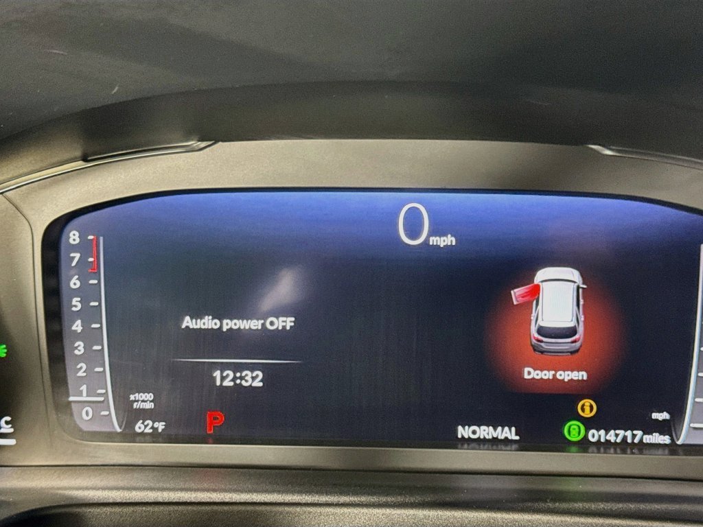Certified Used 2025 Crystal Black Pearl Honda AWD Elite image 17