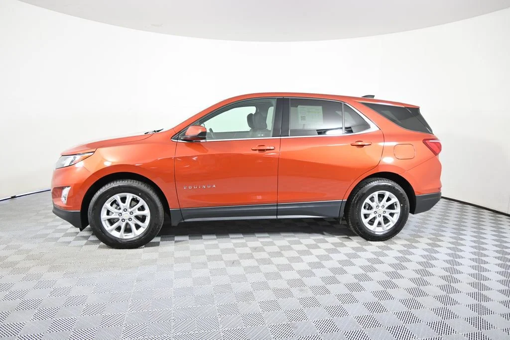 Used 2020 Chevrolet Equinox LT with VIN 2GNAXUEV5L6257962 for sale in Forest Lake, Minnesota