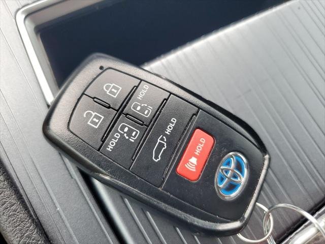 Certified Used 2023 ICE CAP Toyota  image 24