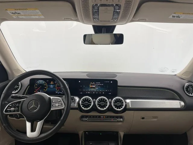 Certified Used 2022 Polar White Mercedes-Benz GLB 250 image 6
