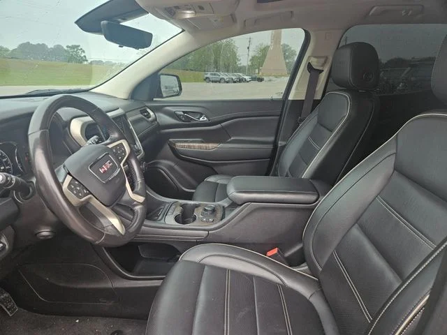 Used 2021 Black GMC Denali image 9