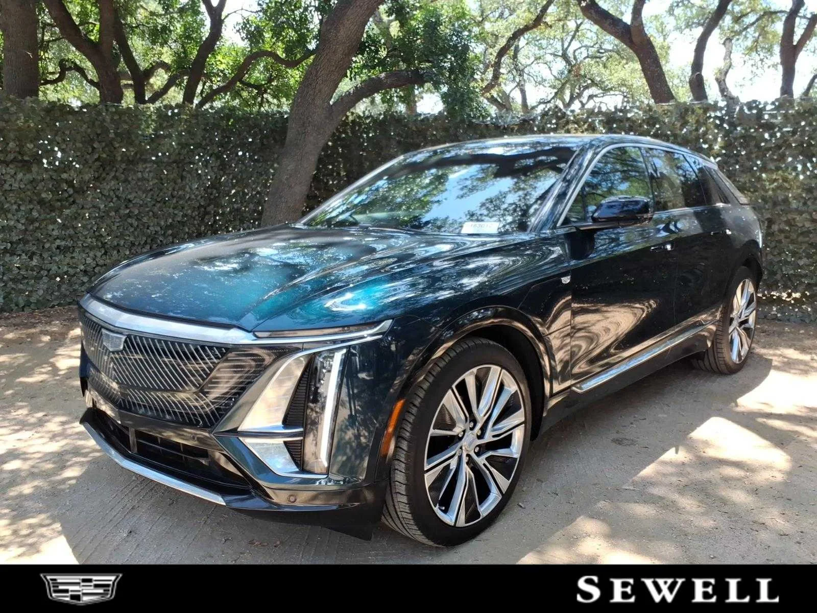 2025 Cadillac LYRIQ