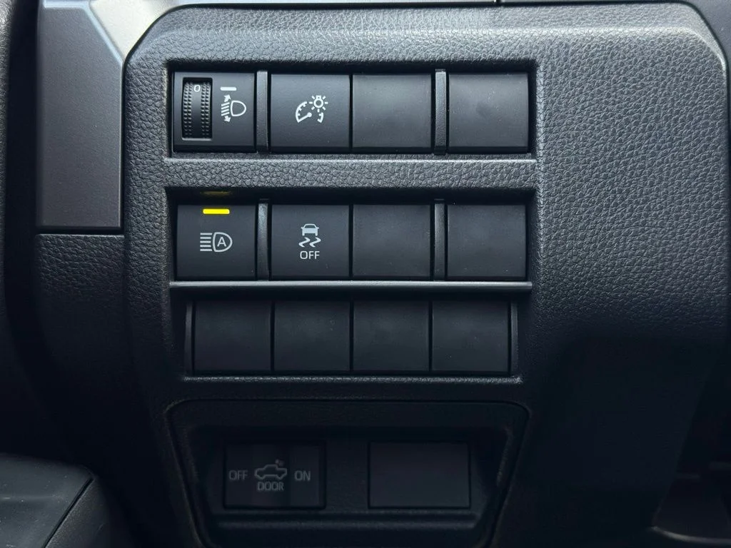 New 2025  Toyota SR5 image 27